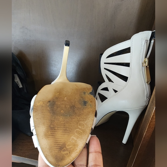 Gladiator Guess Heels - Picture 2 of 6